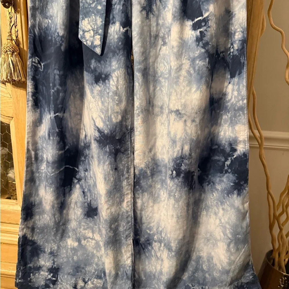 Cloth & Stone Blue and White wide legs pants! - Picture 2 of 5